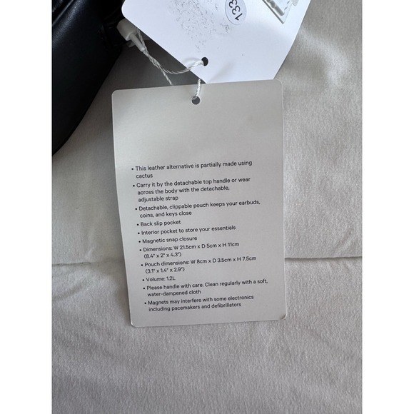 New LULULEMON CACTUS Black Leather Mini Crossbody Bag & Air Pods Holder NWT - Picture 14 of 14